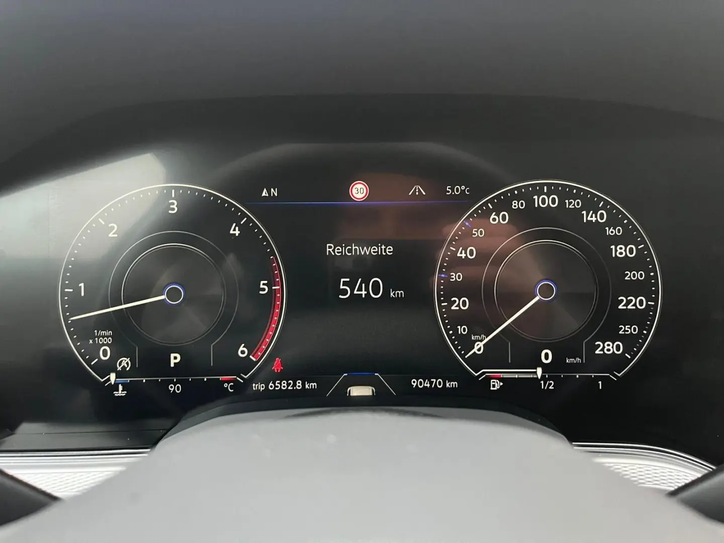 Touareg Basis 4Motion ACC PANO 1.HAND NAVI TOP