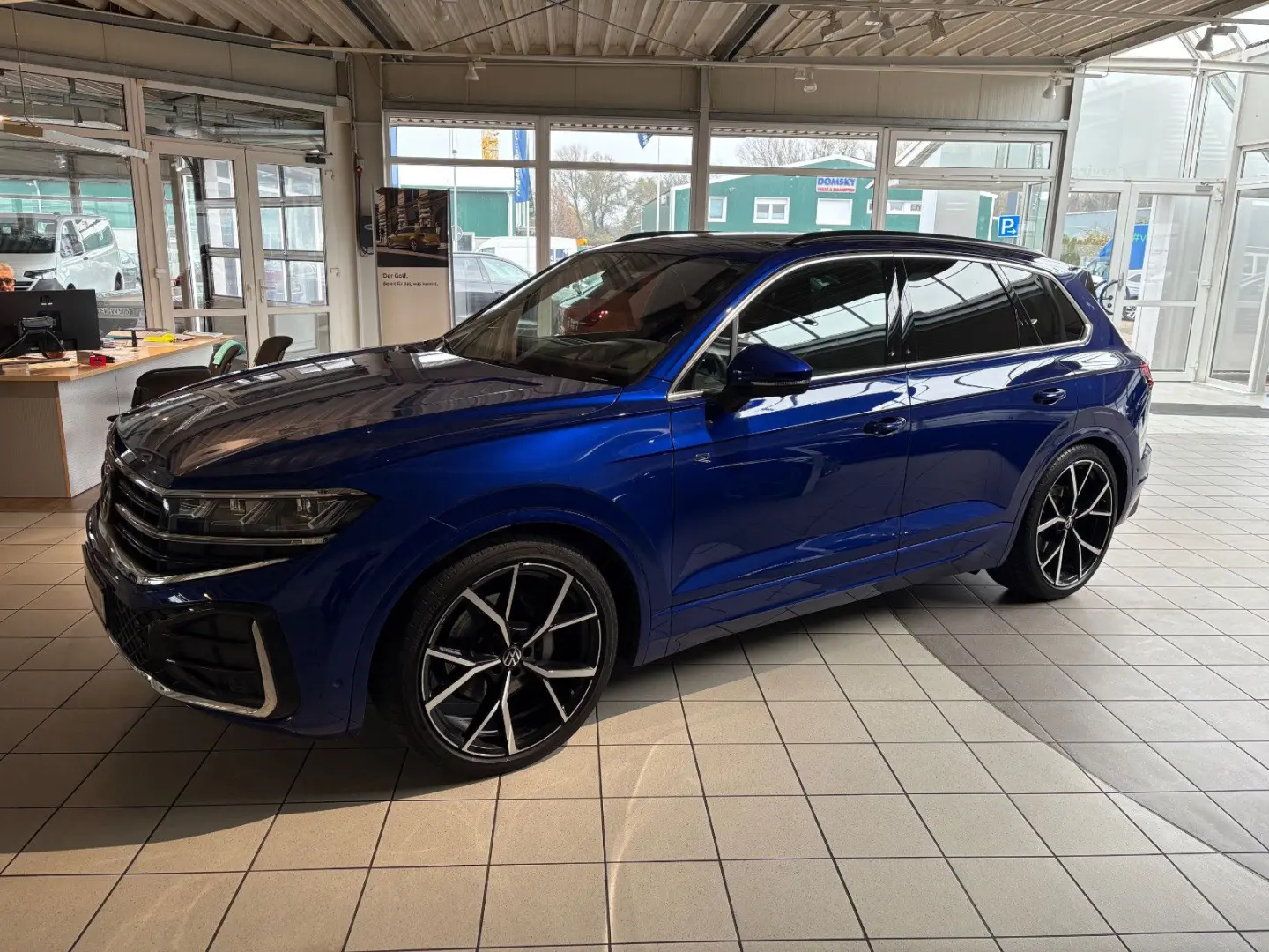 Touareg 3.0 TDI R-Line 2024erModell VOLL