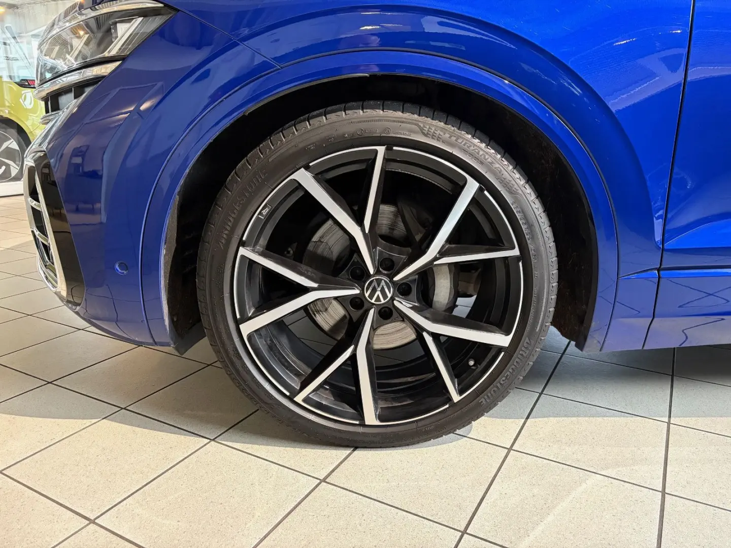 Touareg 3.0 TDI R-Line 2024erModell VOLL