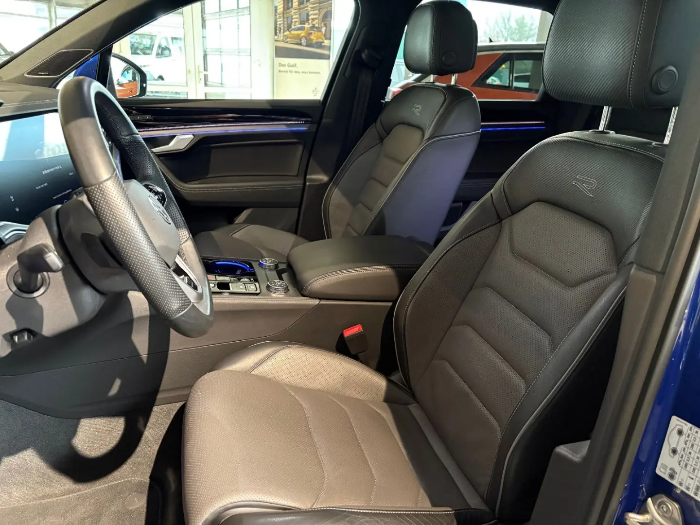 Touareg 3.0 TDI R-Line 2024erModell VOLL