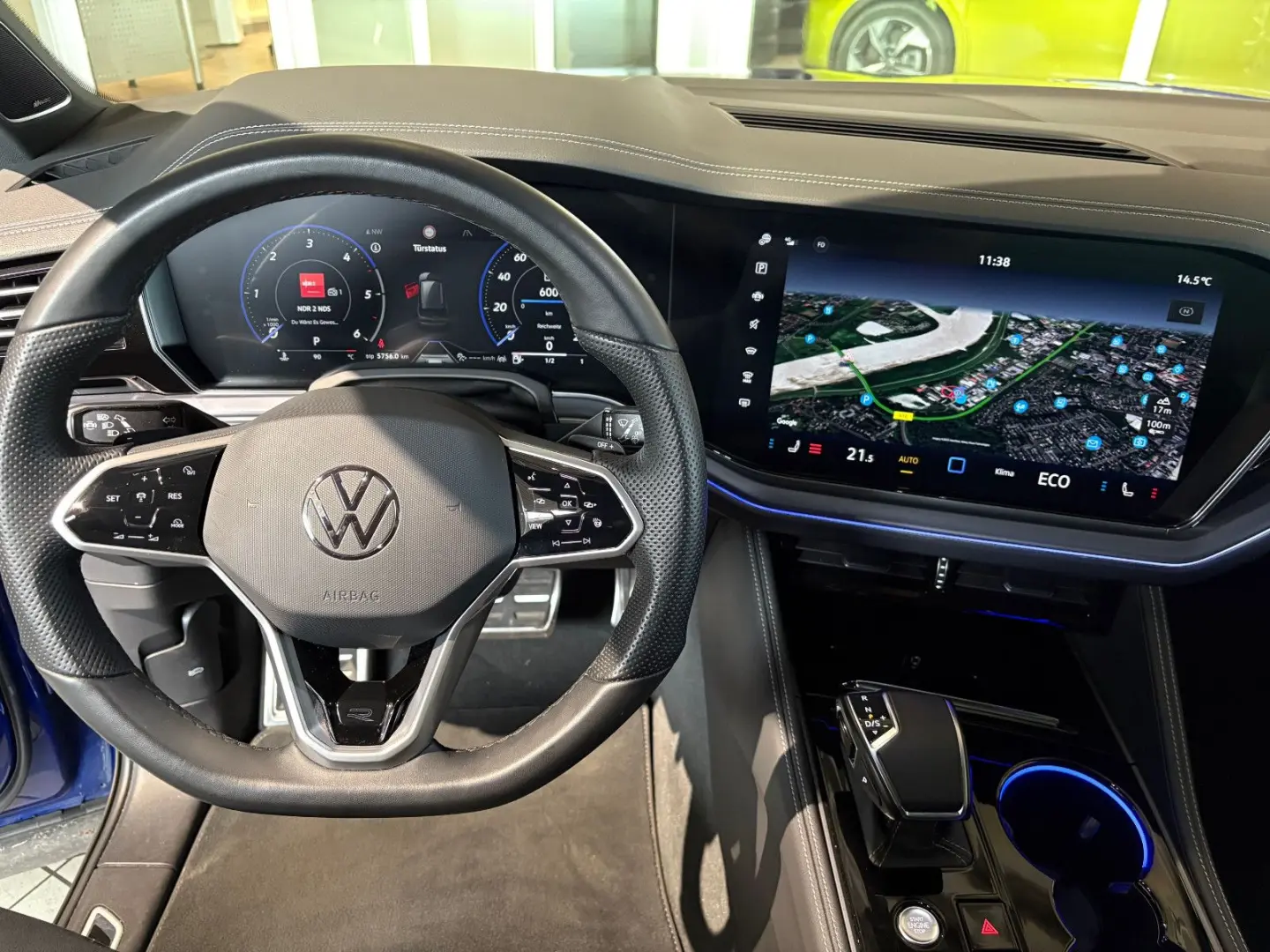 Touareg 3.0 TDI R-Line 2024erModell VOLL