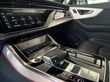 Q7 50 TDI  S-LINE MATRIX ACC HUD PANO MASSAGE BO