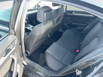 VW Passat Comfortline 2.0 TDI DSG