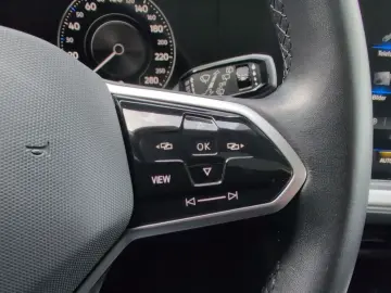 Touareg 3.0 V6 eHybrid 4M AHK PANO 21  HuD 49 Gr