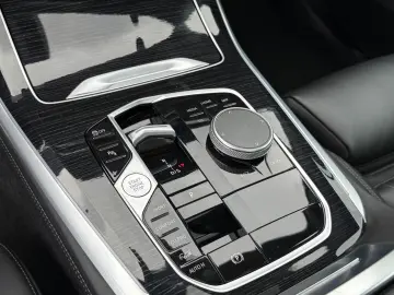 X5 30 d xDrive M Sport Panorama Head Leaser ACC