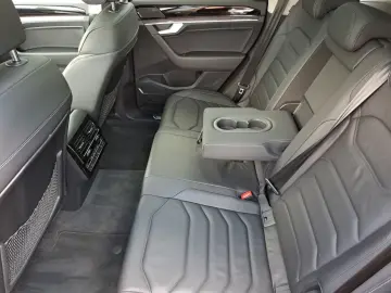 Touareg Elegance V6 3.0 TDI tiptr. 4Motion PANO