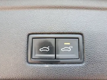 Touareg Elegance V6 3.0 TDI tiptr. 4Motion PANO