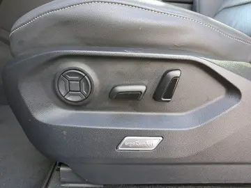 Touareg Elegance V6 3.0 TDI tiptr. 4Motion PANO