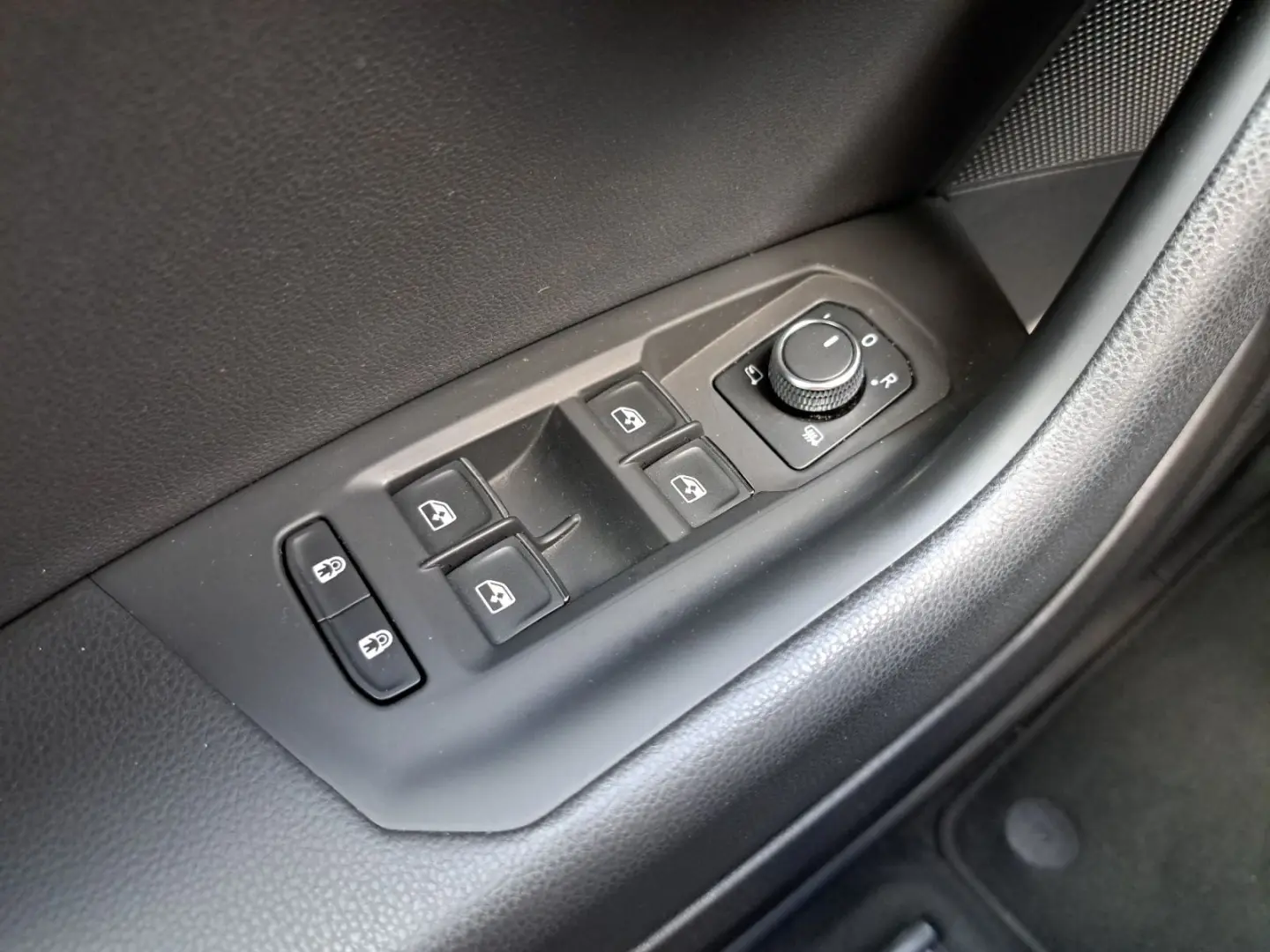 Touareg Elegance V6 3.0 TDI tiptr. 4Motion PANO