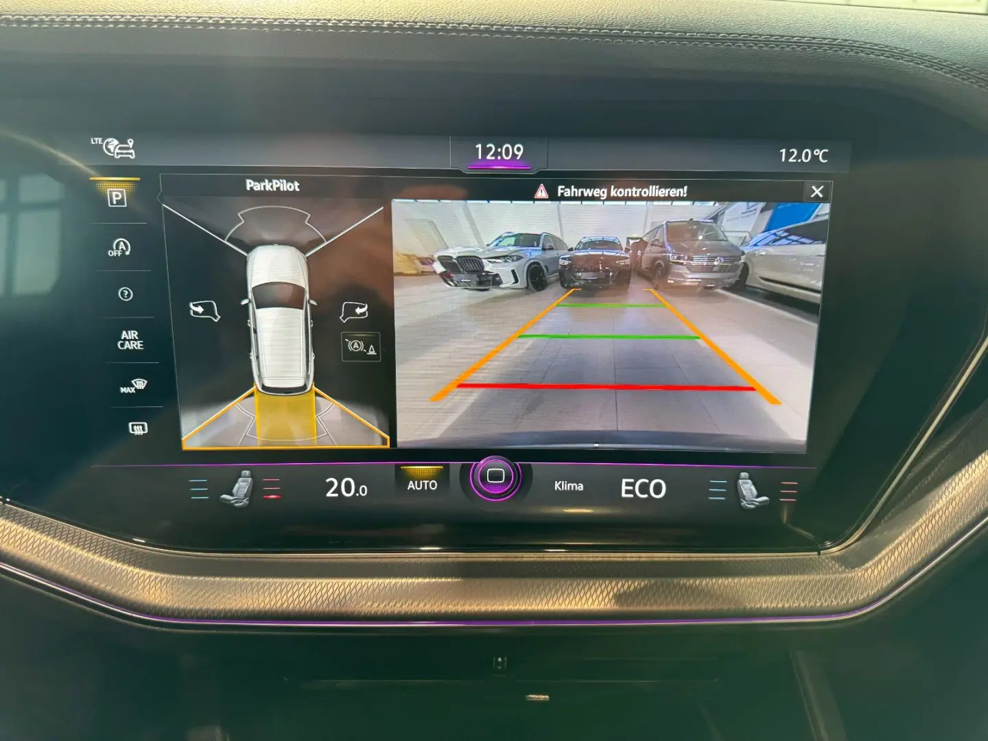 Touareg R-Line 4M MATRIX 360  DYN PANO STHZ AHK