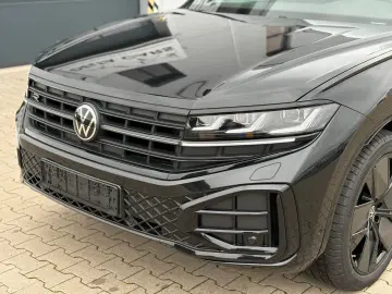 Touareg 3.0 TDI 4Motion R-Line Pano