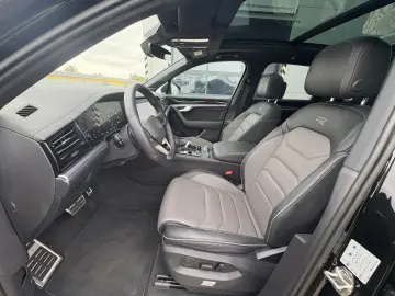 Touareg 3.0 TDI 4Motion R-Line Pano