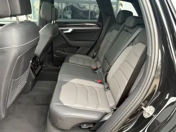 Touareg 3.0 TDI 4Motion R-Line Pano