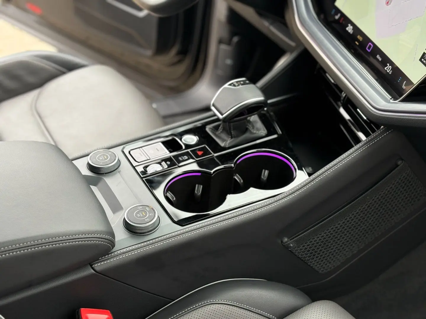 Touareg 3.0 TDI 4Motion R-Line Pano