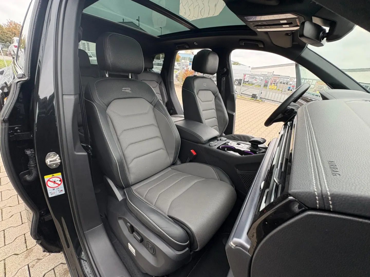 Touareg 3.0 TDI 4Motion R-Line Pano