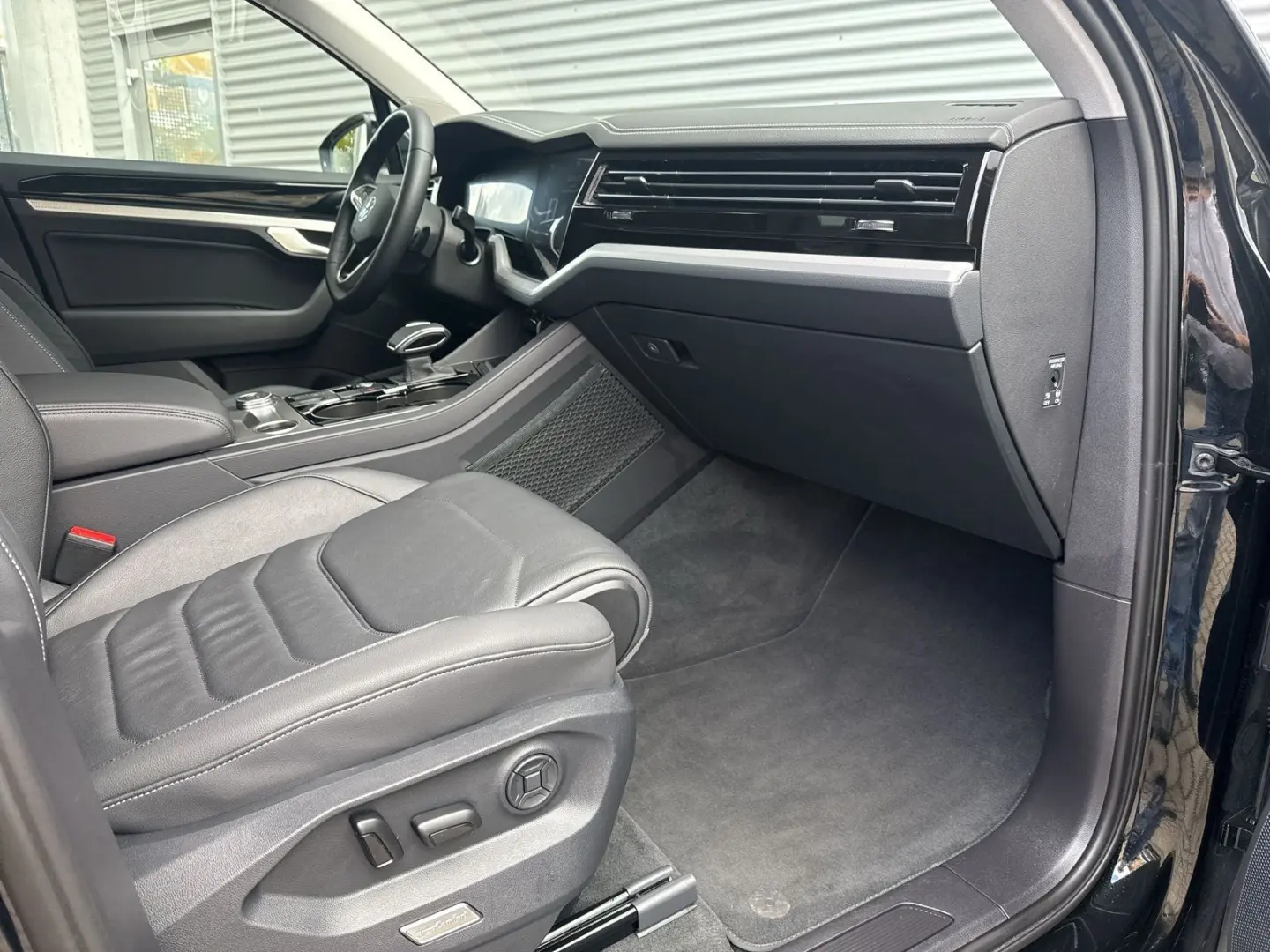 Touareg 3.0 TDI V6 4M STANDHZG ACC KAMERA APP