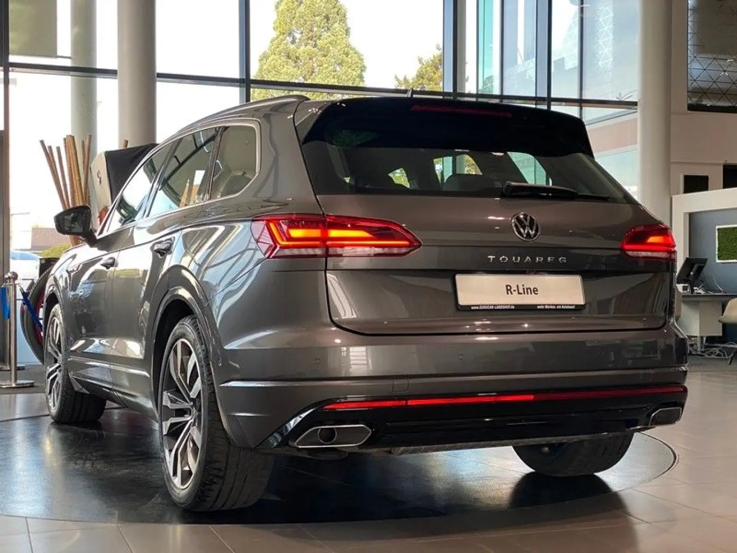 Touareg 3.0 TDI R-Line Memory Sthz Luftf ACC AHK