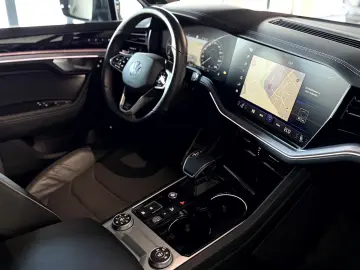 Touareg 3.0TDI 4Motion R Line BlackStyle Pano IQ