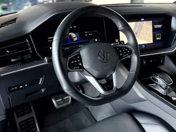 Touareg 3.0TDI 4Motion R Line BlackStyle Pano IQ