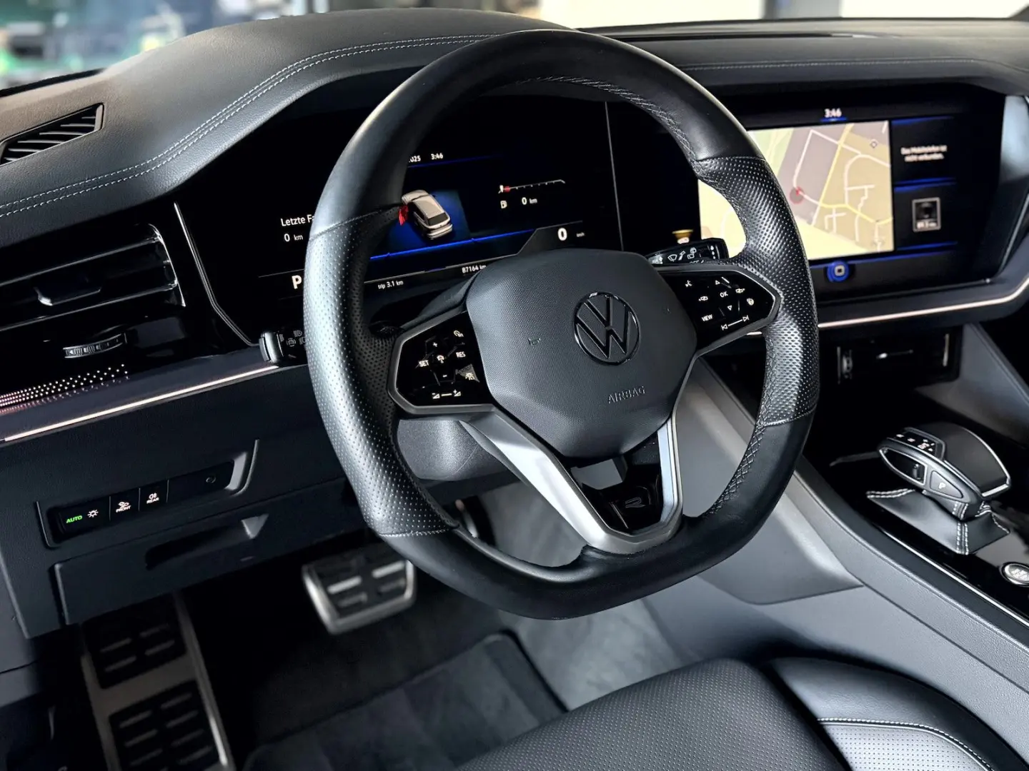 Touareg 3.0TDI 4Motion R Line BlackStyle Pano IQ