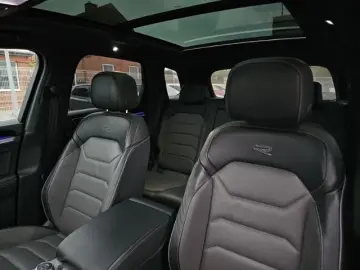 Touareg 3.0 V6 TSI Aut. 4M R-Line PANO LM22 NACH