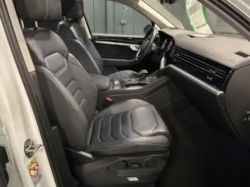 Touareg V6 TDI 4Motion PANORAMA LEDER LUFT KAMER