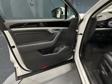 Touareg V6 TDI 4Motion PANORAMA LEDER LUFT KAMER
