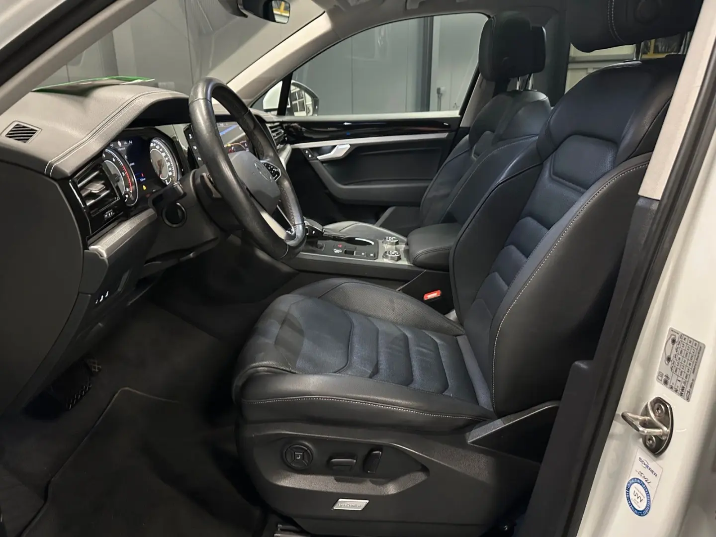 Touareg V6 TDI 4Motion PANORAMA LEDER LUFT KAMER