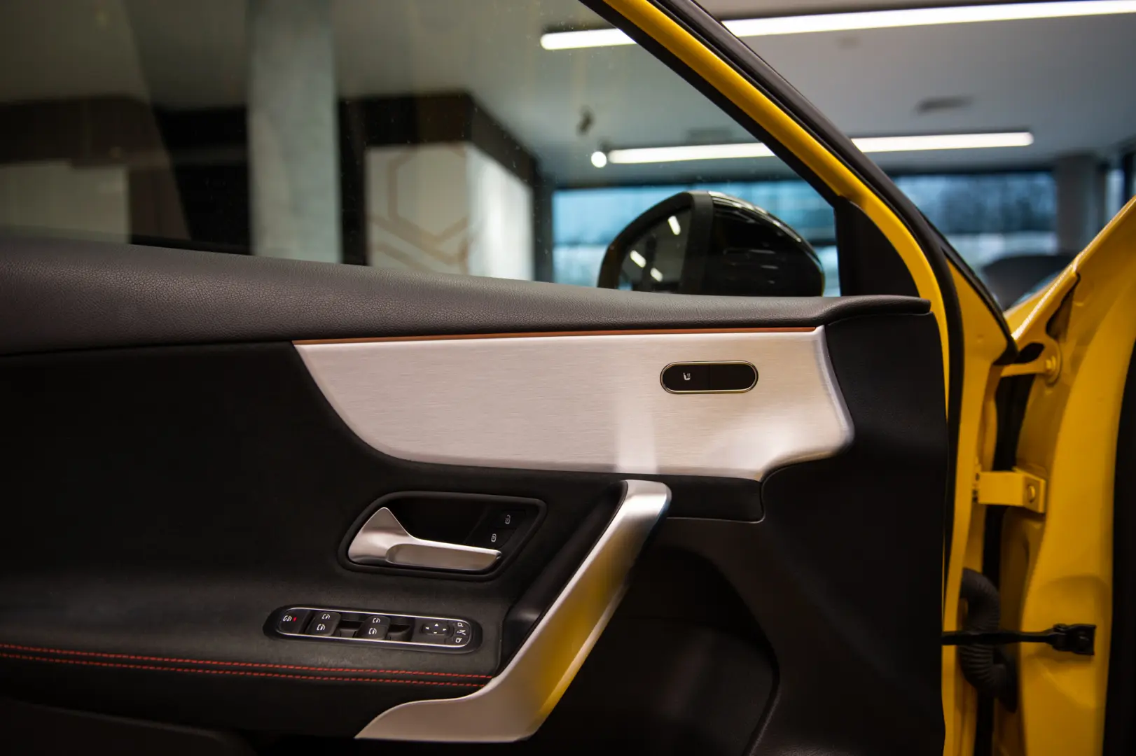 Mercedes-Benz Clasa A 200 AMG Line