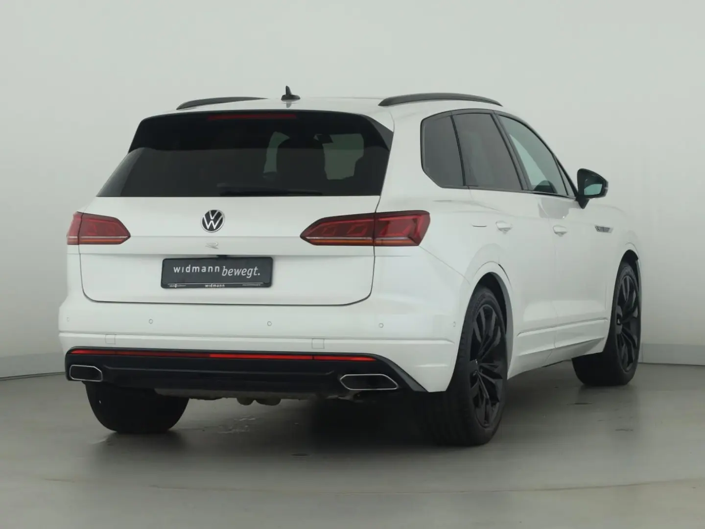 Touareg 3.0 V6 TSI R eHybrid 4M  AHK Matrix ACC