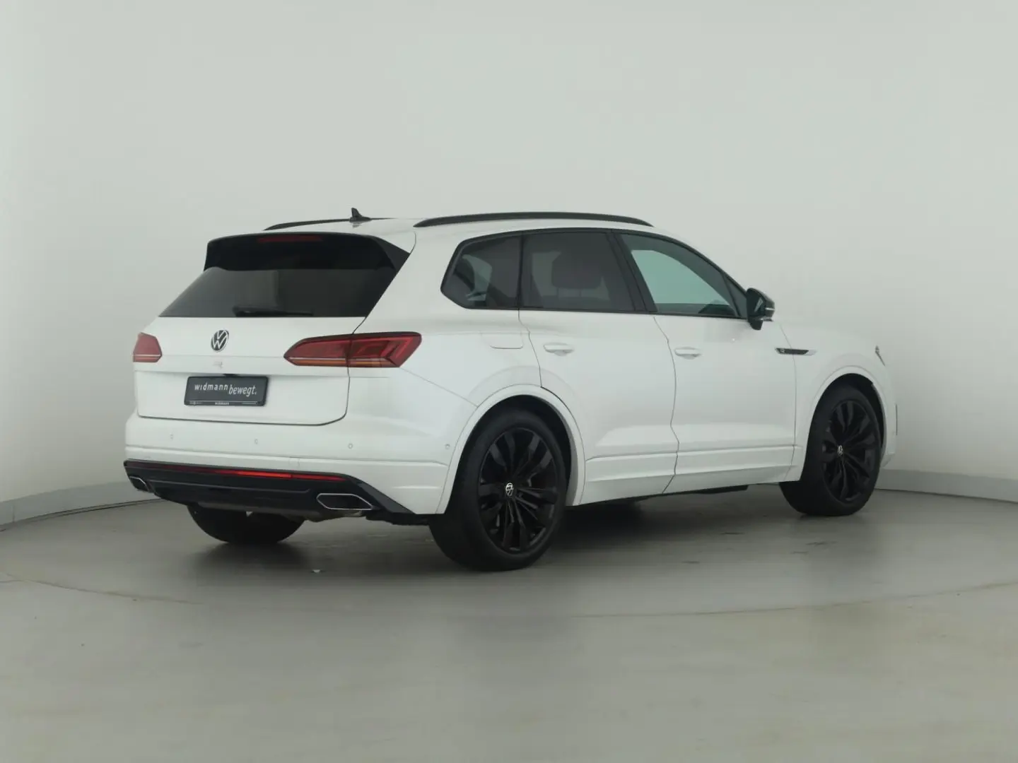 Touareg 3.0 V6 TSI R eHybrid 4M  AHK Matrix ACC