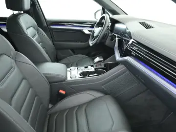 Touareg 3.0 V6 TSI R eHybrid 4M  AHK Matrix ACC