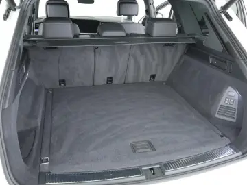 Touareg 3.0 V6 TSI R eHybrid 4M  AHK Matrix ACC