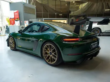 Porsche 718 GT4 RS