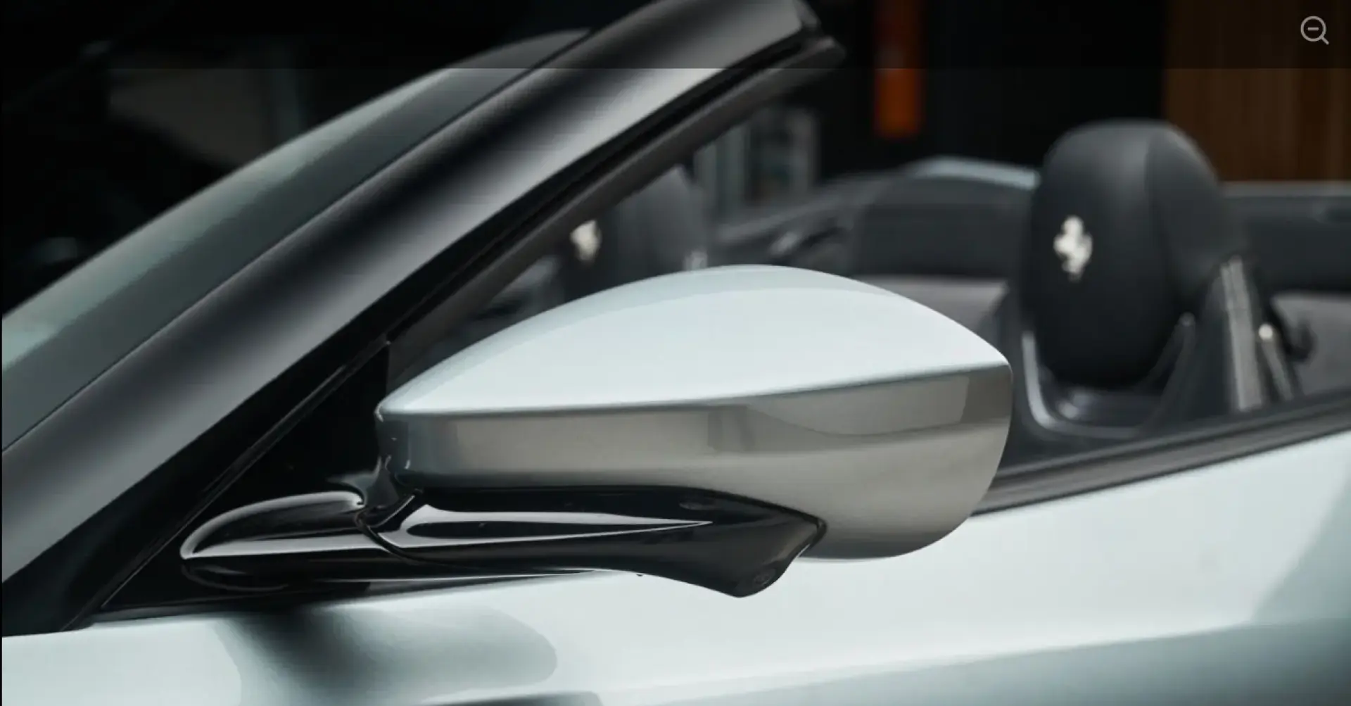 Portofino LED Carbon JBL 360  Kamera Alcantara