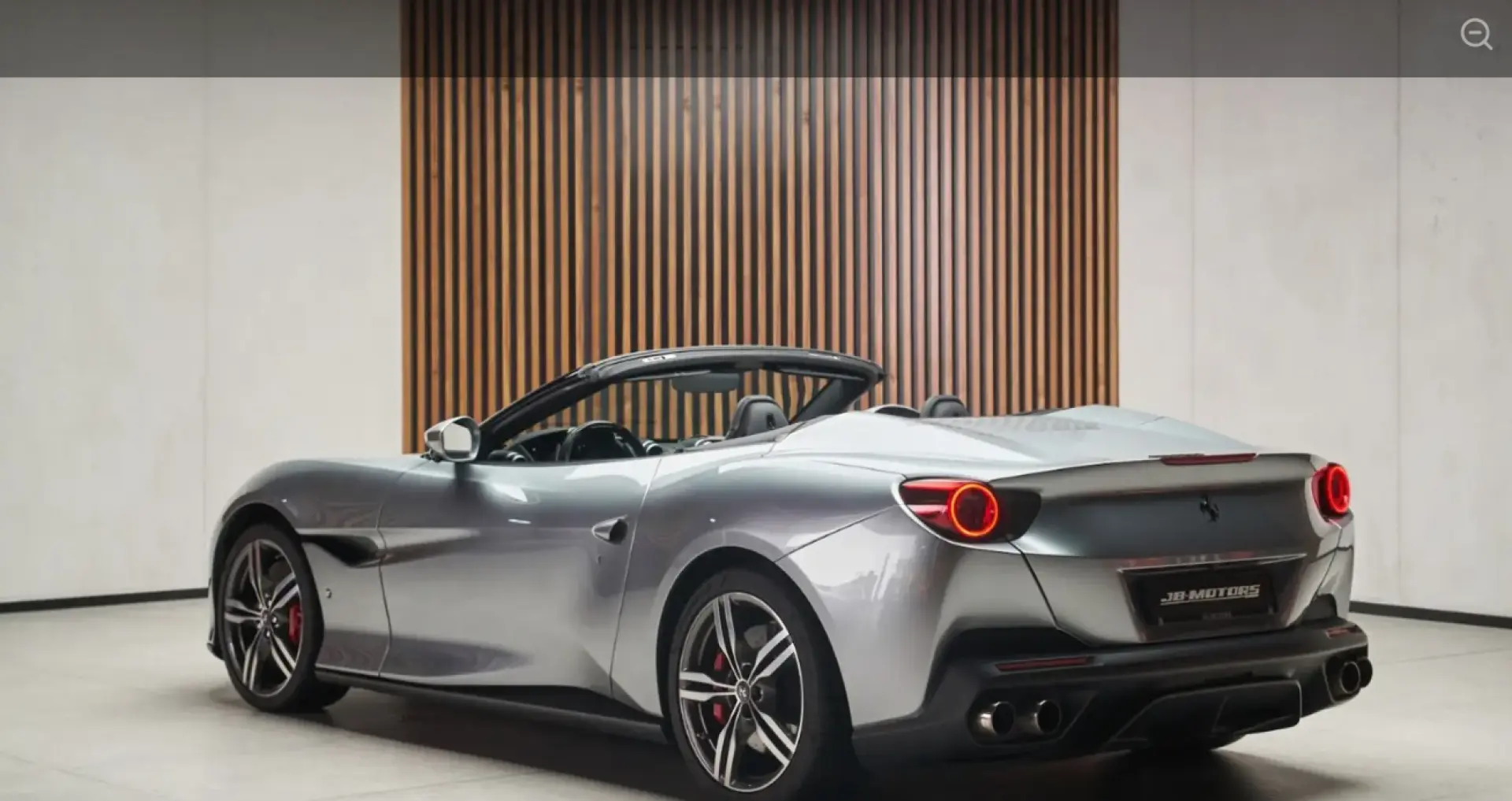 Portofino LED Carbon JBL 360  Kamera Alcantara