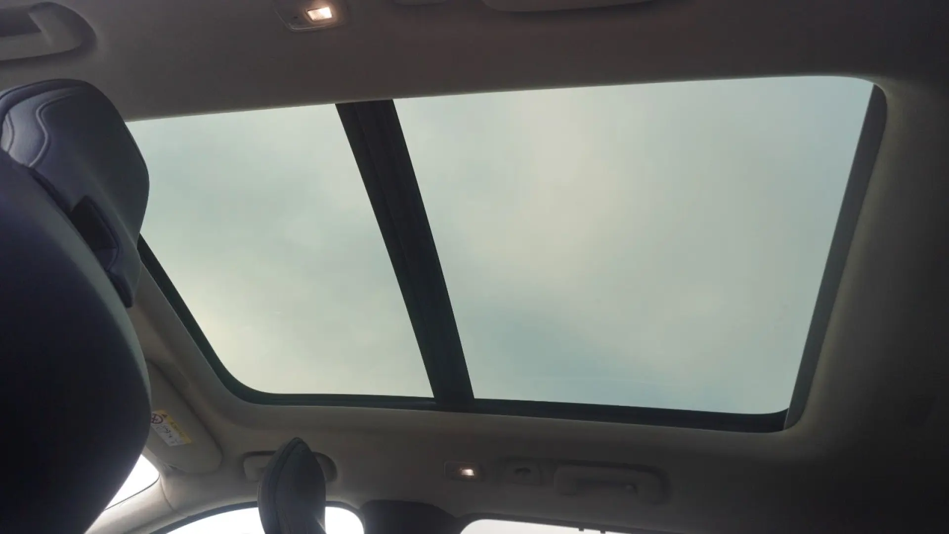 XC90 T8 Ultra Bright Hybrid Pano 360 HuD AHK TWA