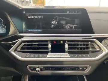 X5 xDrive 45e iPerformance Sport HUD Luftfed. AH