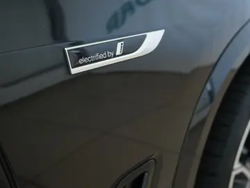 X5 xDrive45e M Sport Laser AHK Sitzbelüftung ACC