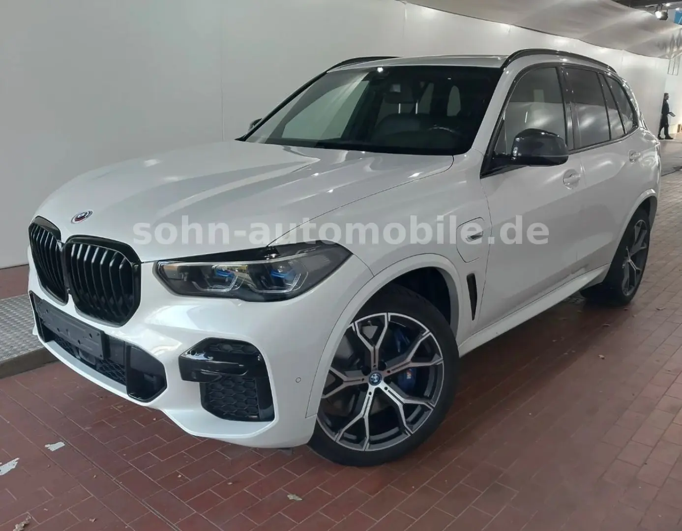 X5 xDr 45e M-Sport PanoSKY Laser Sitzkli ACC 360