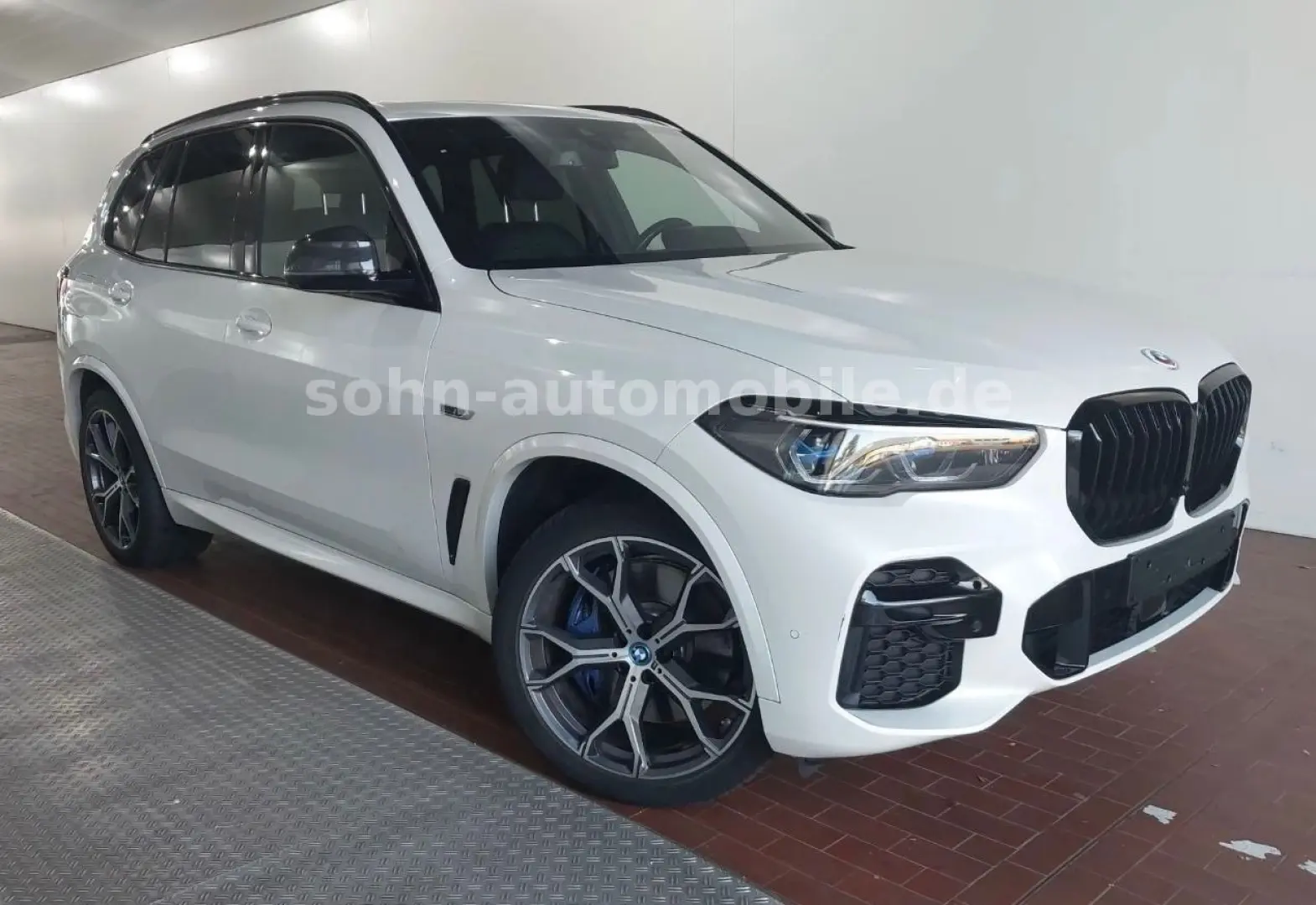 X5 xDr 45e M-Sport PanoSKY Laser Sitzkli ACC 360