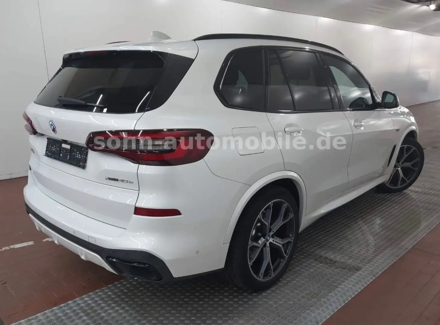 X5 xDr 45e M-Sport PanoSKY Laser Sitzkli ACC 360