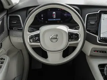 XC90 T8 AWD Core Plug-In Core Recharge Plug-In H