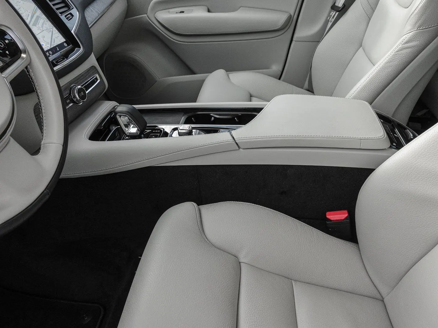 XC90 T8 AWD Core Plug-In Core Recharge Plug-In H