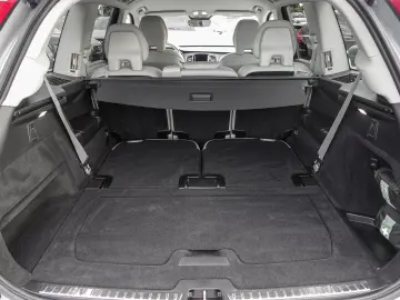 XC90 T8 AWD Core Plug-In Core Recharge Plug-In H