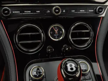 Continental GT Speed V8 Hybrid First Edition