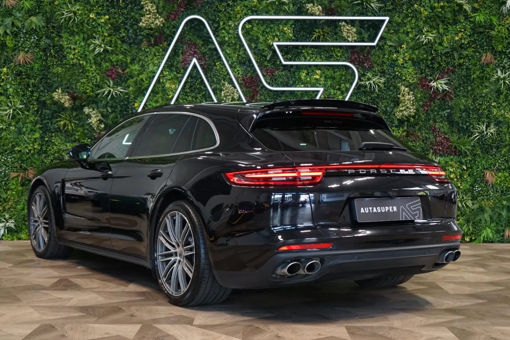 Panamera 4 ST CHRONO PANO PDLS  59.091€ NETTO