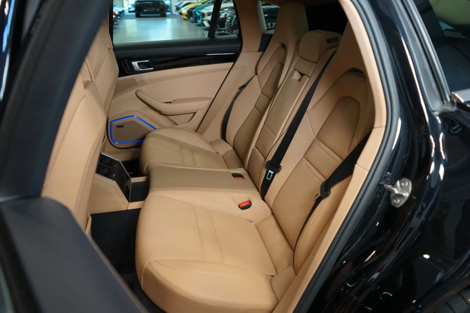 Panamera 4 ST CHRONO PANO PDLS  59.091€ NETTO