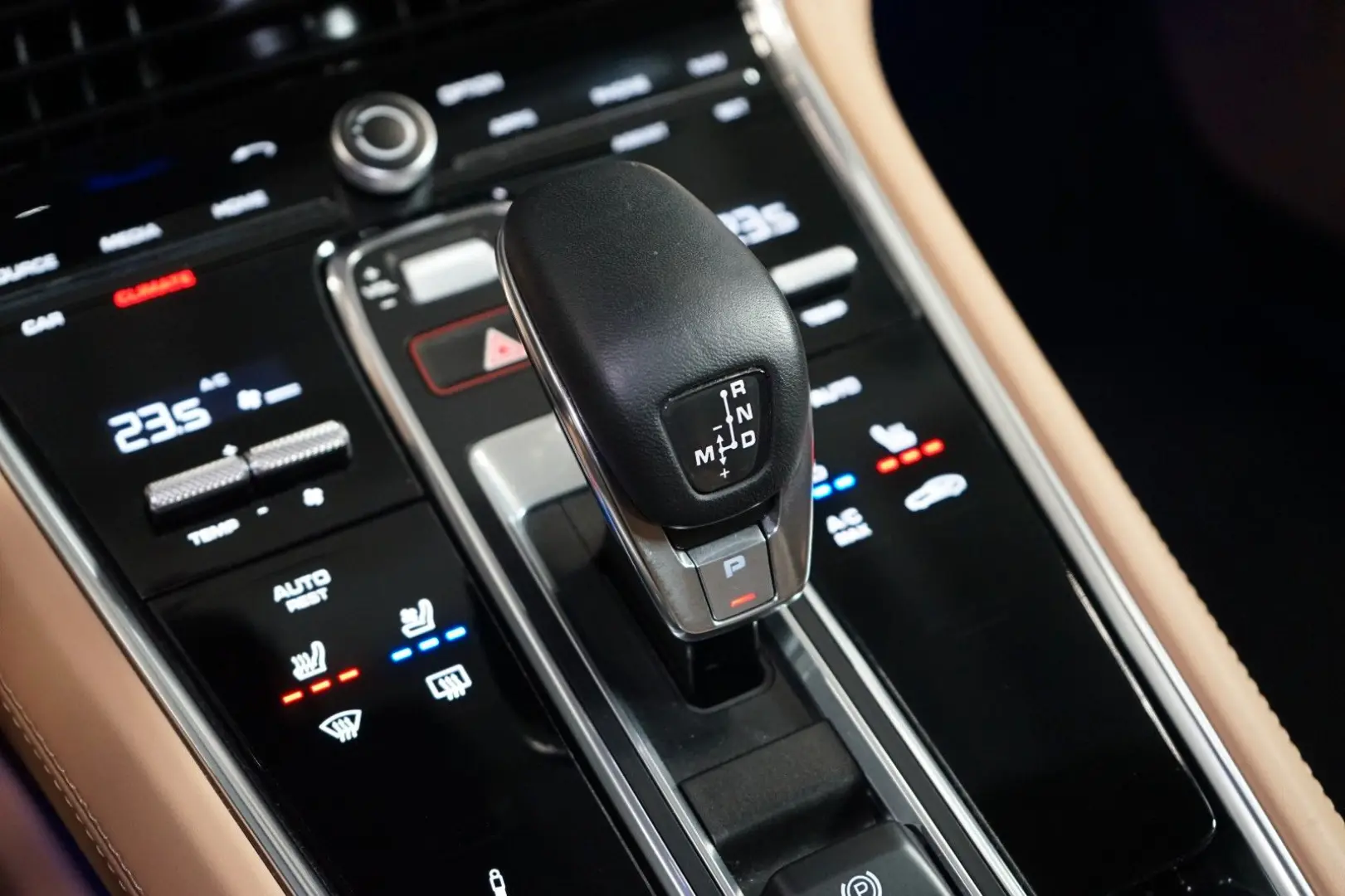 Panamera 4 ST CHRONO PANO PDLS  59.091€ NETTO