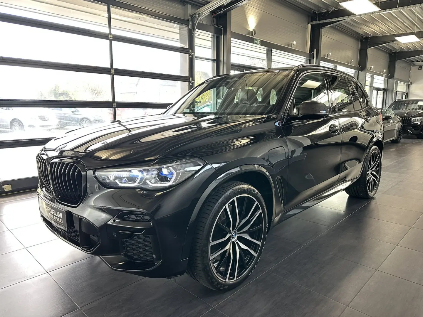 X5 xDrive45e M Sport Fond-Entert. Pano AHK LM22